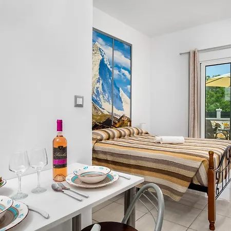 Pervolia Near Airport Kremastí