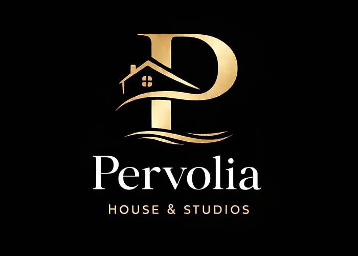 Pervolia Near Airport アパート クレマスティ